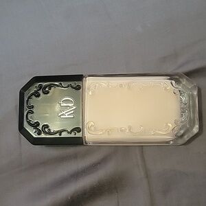 KVD Full Coverage Foundation